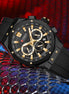 Reloj CURREN 8464 con correa de silicona negra y esfera negra con detalles dorados